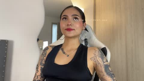 Sara online show from 02-20-25, 04:14