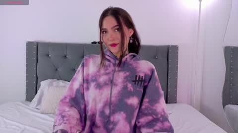 Sara online show from 09-10-25, 02:06