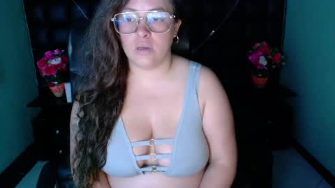 sara_thonson_ online show from 12-27-24, 03:53