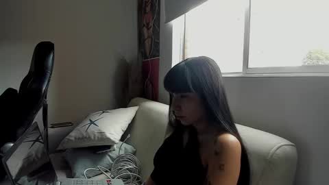 Sara online show from 11-10-25, 07:13