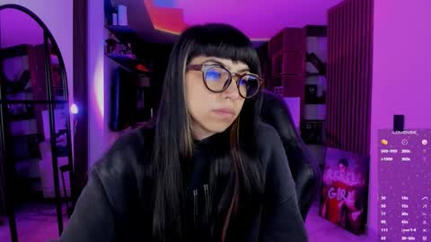 Snapshot of saraadesire chatting on 02-18-26, 11:33 Sara online show from 02-18-26, 11:33