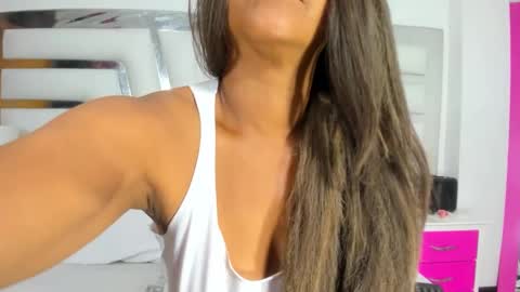 Sara online show from 02-23-25, 04:13