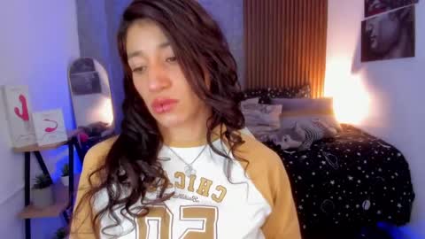 Snapshot of saraandsofi02 chatting on 12-14-24, 08:45 sofia gomez420 online show from 12-14-24, 08:45