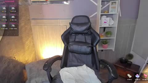 Snapshot of saraandsofi02 chatting on 01-05-25, 12:42 sofia gomez420 online show from 01-05-25, 12:42