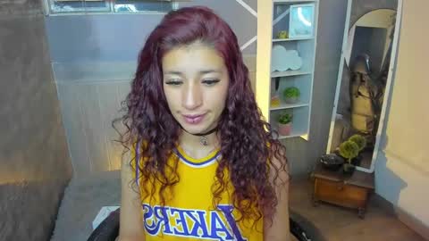 Snapshot of saraandsofi02 chatting on 01-08-25, 06:52 sofia gomez420 online show from 01-08-25, 06:52