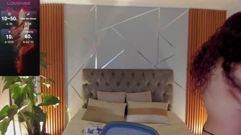 Snapshot of saraandsofi02 chatting on 01-16-25, 05:53 sofia gomez420 online show from 01-16-25, 05:53