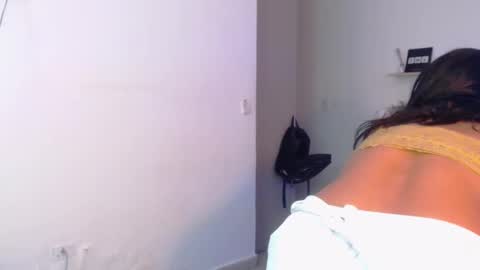 SARAHGIL online show from 02-05-25, 01:47