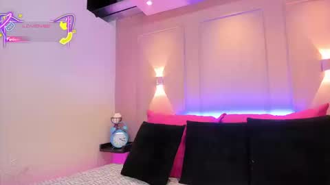 SaraAvila  online show from 09-13-25, 10:20