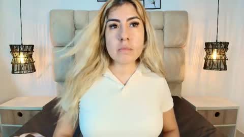 sarablonde_t online show from 06-24-26, 08:41