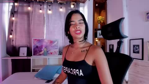 Sara  Everyday From 1430 to 2130 Col Time online show from 02-26-25, 08:22