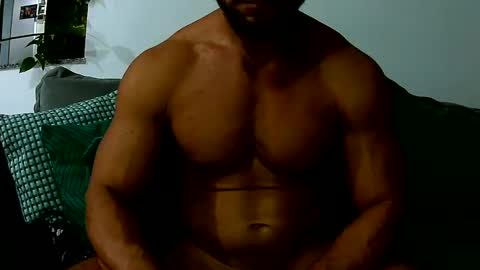 Snapshot of saradoflexx chatting on 02-24-25, 10:25 Briccio online show from 02-24-25, 10:25