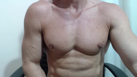 saradorj92 online show from 01-14-26, 01:11