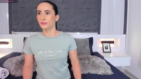 Snapshot of saragomez_1 chatting on 03-11-25, 01:34 Sara Gomez online show from 03-11-25, 01:34