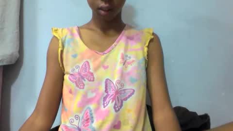 sarah146341 online show from 12-21-25, 04:52