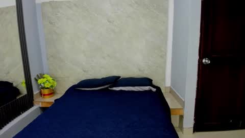 Sarah online show from 12-18-25, 11:38