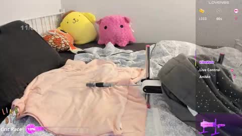 Sarah online show from 11-07-25, 01:16