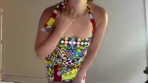 Sarah Heart Aus online show from 01-30-25, 04:27