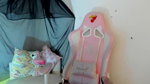 Sarah Ramirez online show from 01-17-25, 06:57