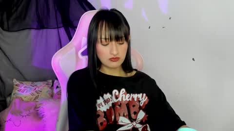 Sarah Ramirez online show from 01-27-25, 03:26