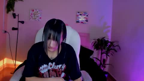 Sarah Ramirez online show from 03-06-25, 06:26