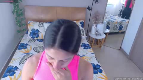 sarah_rayy online show from 10-20-25, 08:20