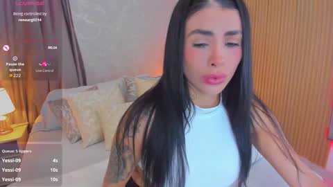 Sarah online show from 10-15-25, 08:42