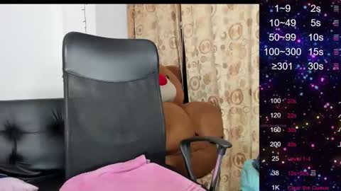 Snapshot of sarah_sweett chatting on 02-03-25, 01:41 Sarah online show from 02-03-25, 01:41