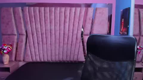 Sarah online show from 01-20-25, 01:53