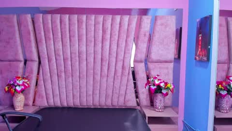 Sarah online show from 01-28-25, 02:21