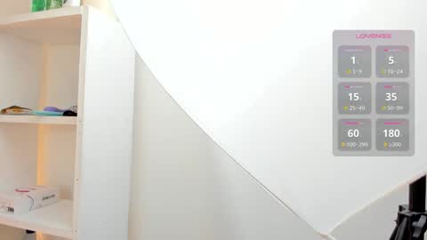 Snapshot of sarah_temptation chatting on 11-11-25, 10:54 sarah_temptation online show from 11-11-25, 10:54