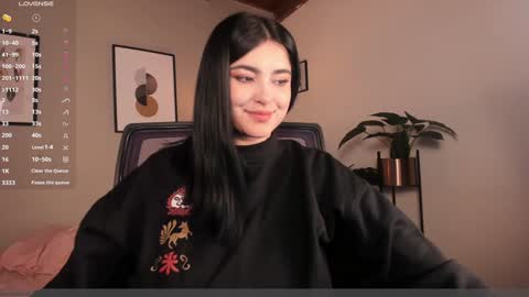   online show from 12-06-24, 11:47