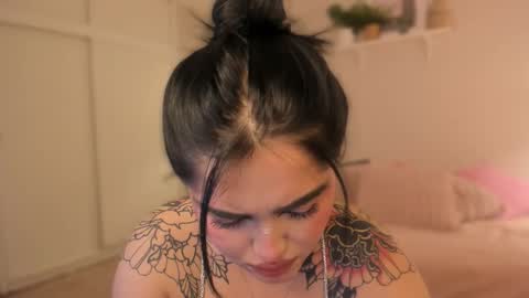   online show from 10-15-25, 05:29