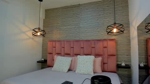 Sarah Deyvis online show from 01-14-25, 08:15