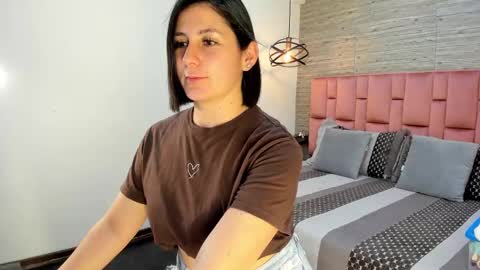 Sarah Deyvis online show from 02-25-25, 05:36