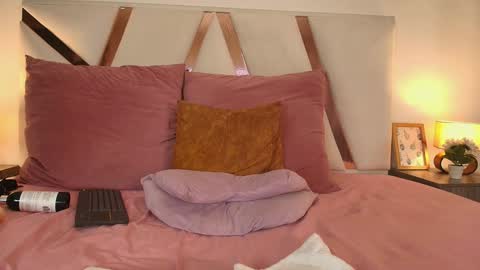 Sarah Evans online show from 12-25-24, 10:37