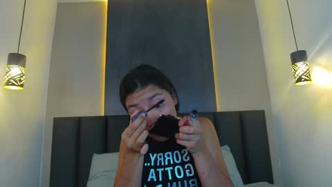 Sarah Evans online show from 01-17-25, 12:21