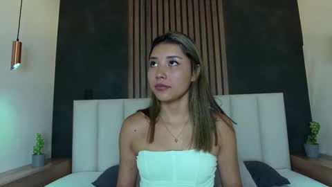 Sarah Evans online show from 02-24-25, 07:41