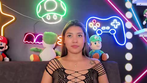 Sarah Evans online show from 03-11-25, 05:49