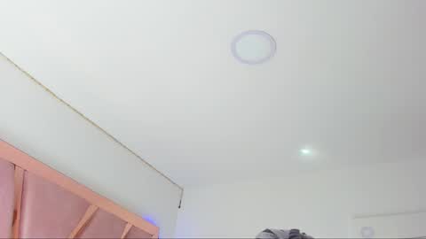 sarahhensoon online show from 01-15-26, 03:05