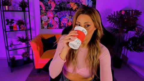 Divine Sarah NONUDE model online show from 01-03-25, 11:25