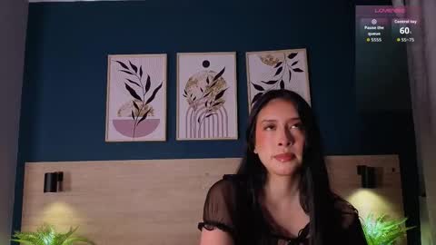 Snapshot of sarahmiler_ chatting on 09-09-25, 12:05 Sarah online show from 09-09-25, 12:05