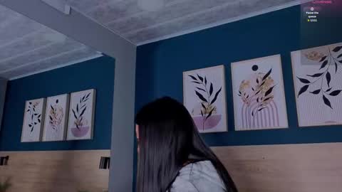 Snapshot of sarahmiler_ chatting on 09-15-25, 12:16 Sarah online show from 09-15-25, 12:16