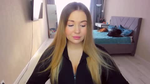 Snapshot of sarahmils chatting on 02-26-26, 12:26 Sarah online show from 02-26-26, 12:26