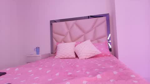 Sara  online show from 10-28-25, 11:58