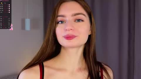 Snapshot of sarakinsly chatting on 11-30-25, 06:39 Rosie online show from 11-30-25, 06:39