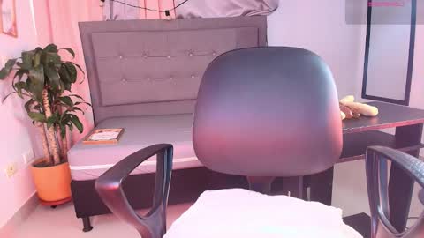 SARA online show from 11-10-25, 12:26