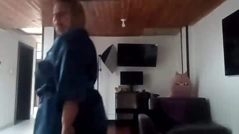 Saraloves online show from 12-13-24, 03:11