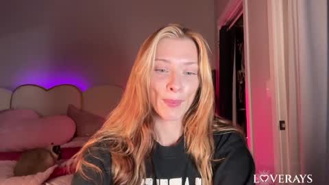 Back from Vacay  Follow for more here  online show from 10-17-25, 04:04