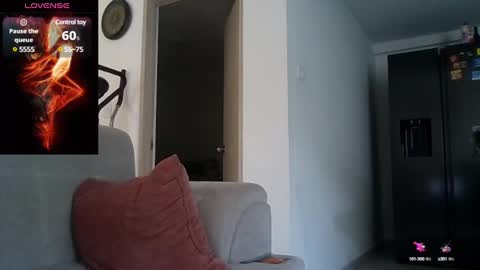 Snapshot of saramartinez100 chatting on 01-16-25, 05:33 sara martinez online show from 01-16-25, 05:33