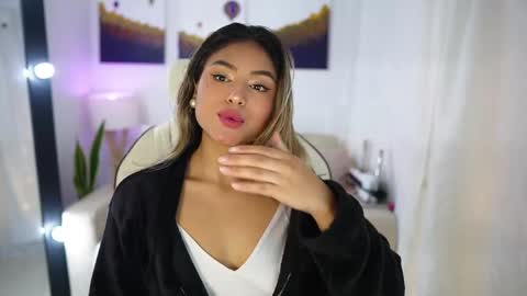 Sara online show from 12-02-24, 03:37